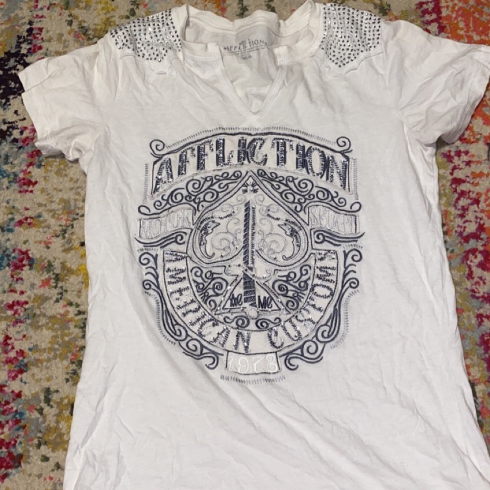 White affliction T-shirt